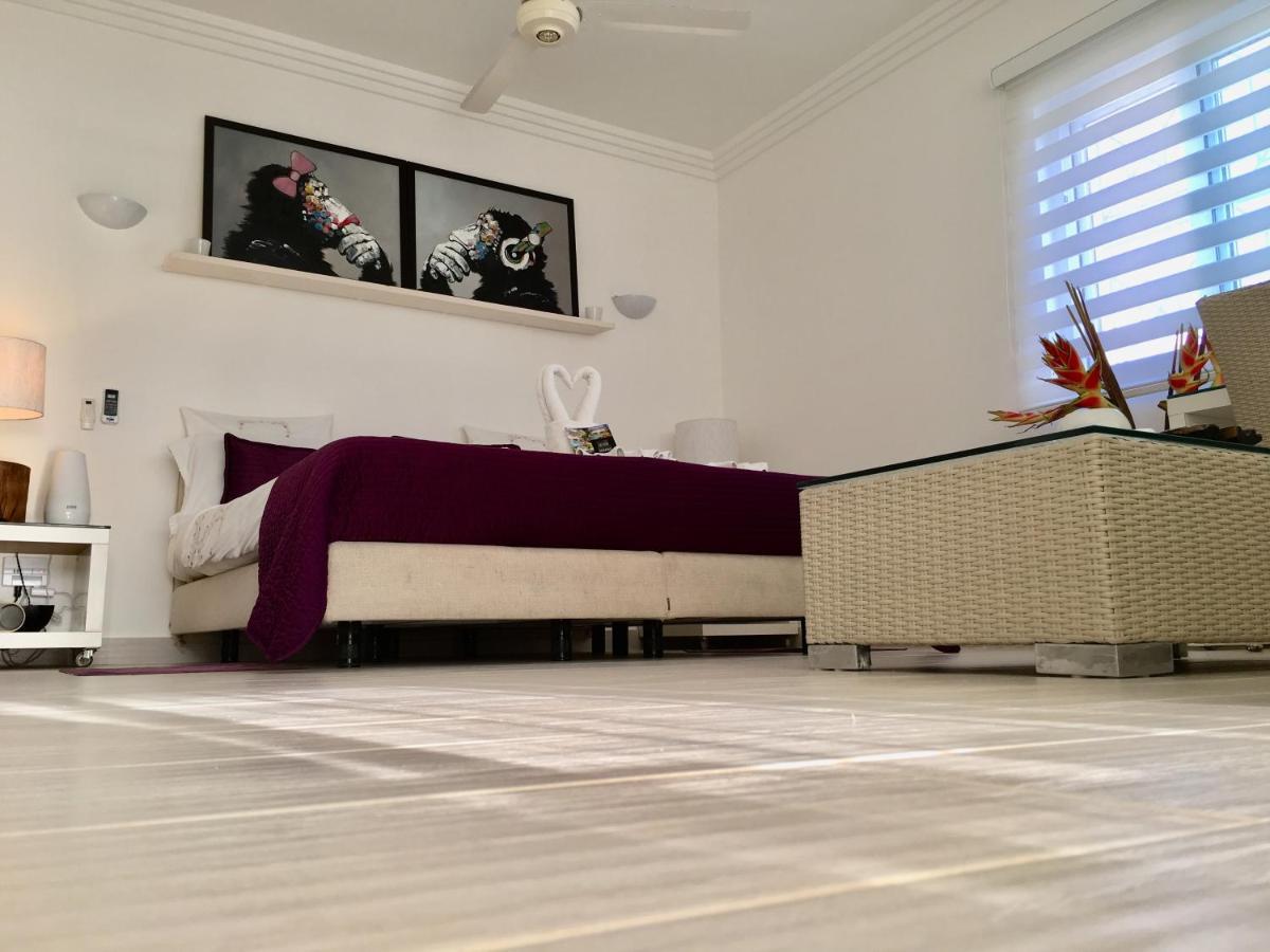 ホテル Casa Veintiuno Sosúa エクステリア 写真
