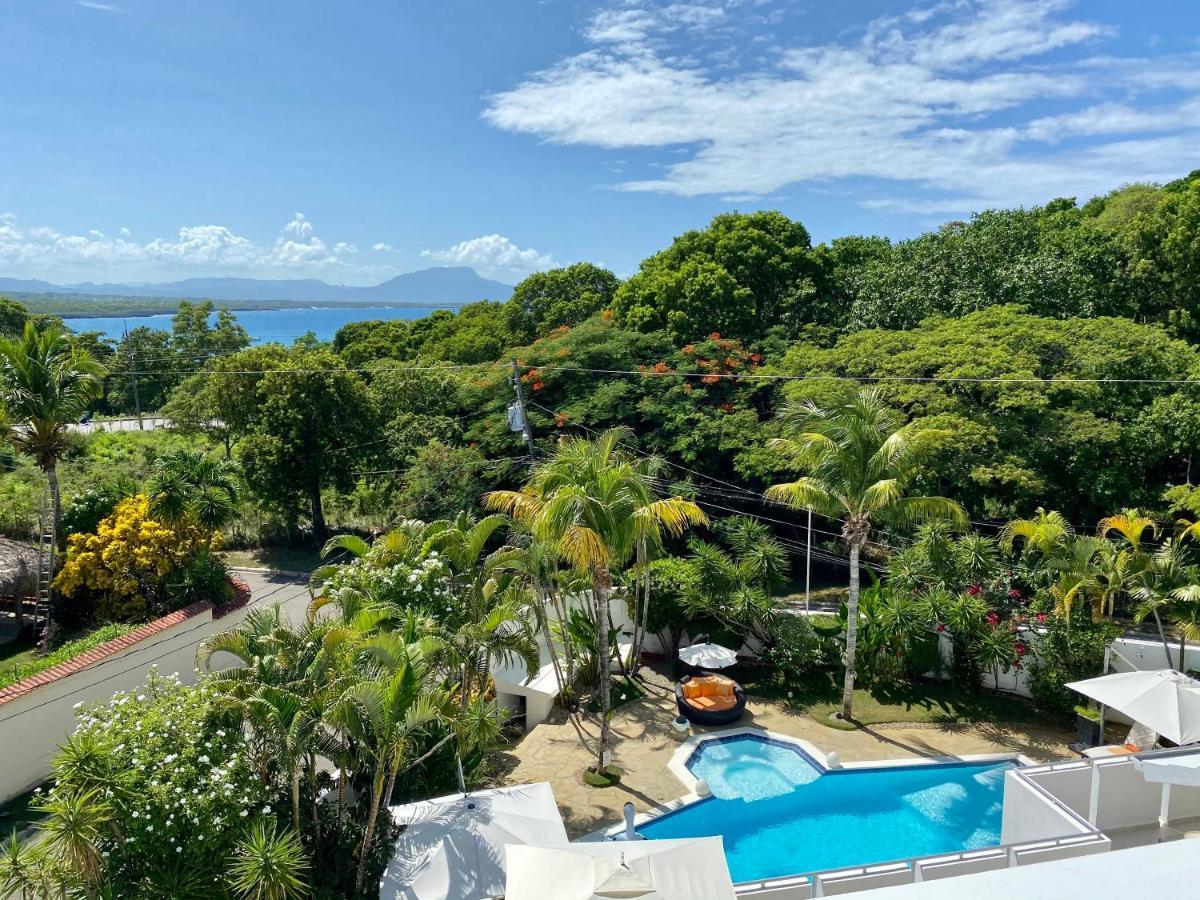 ホテル Casa Veintiuno Sosúa エクステリア 写真