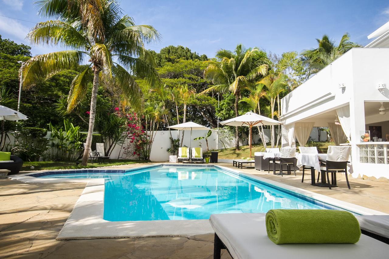 ホテル Casa Veintiuno Sosúa エクステリア 写真